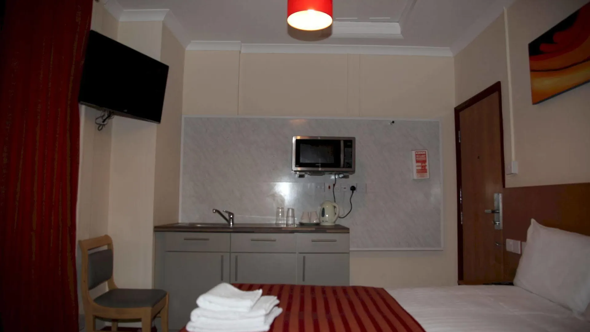 **  Grove Hotel London United Kingdom